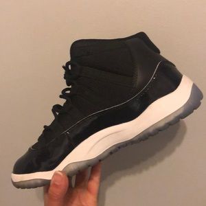 Jordan 11 Space Jam